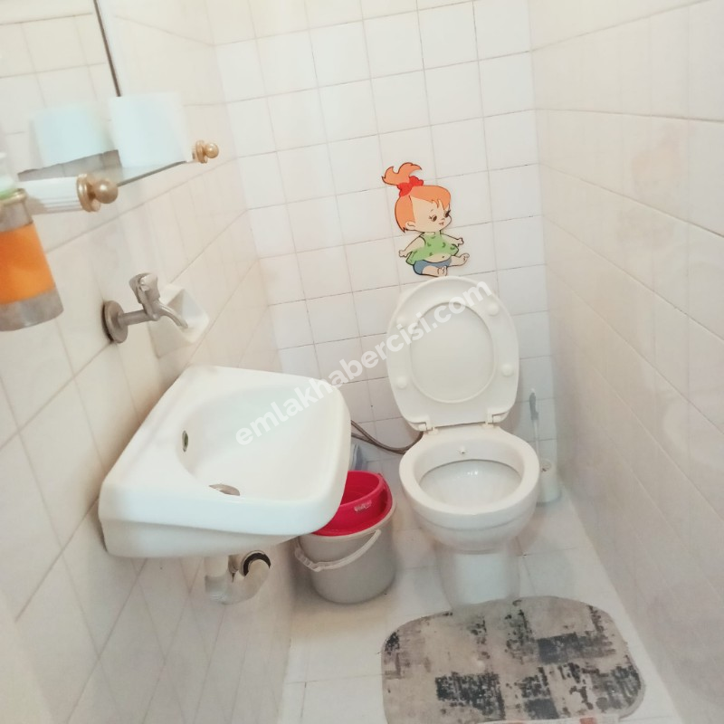 EMLAK HABERCİSİ 'NDEN MUDANYA HALİTPAŞA MERKEZİ NOKTADA ASANSÖRLÜ BİNADA SATILIK ARA KAT 3+1 DAİRE