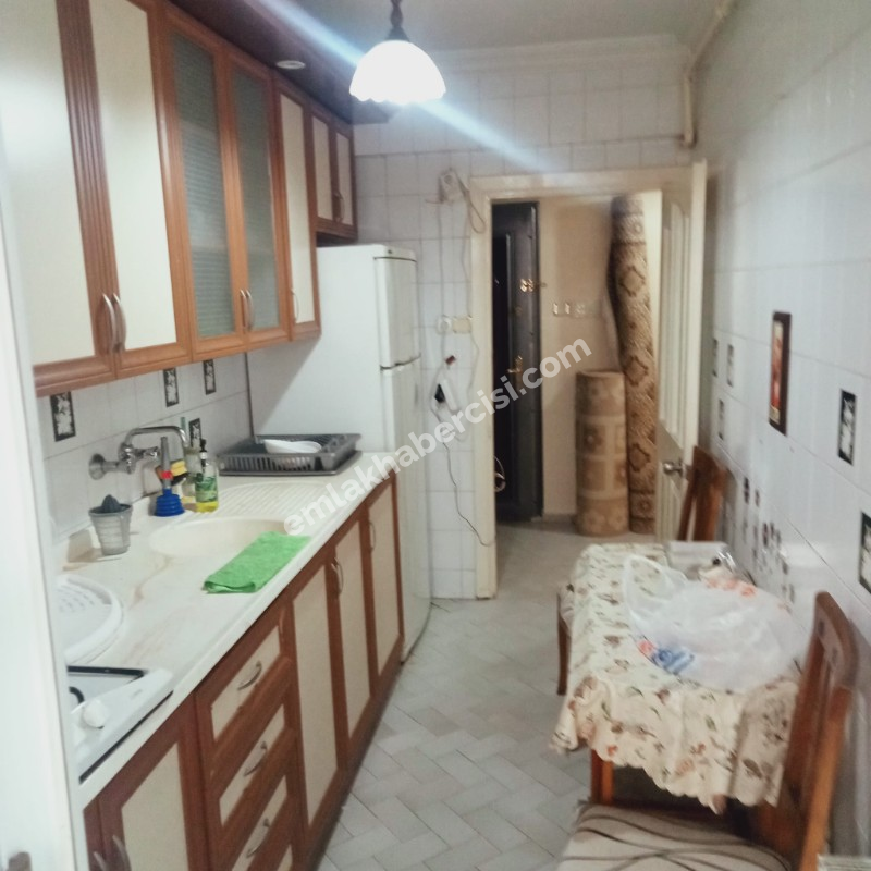 EMLAK HABERCİSİ 'NDEN MUDANYA HALİTPAŞA MERKEZİ NOKTADA ASANSÖRLÜ BİNADA SATILIK ARA KAT 3+1 DAİRE