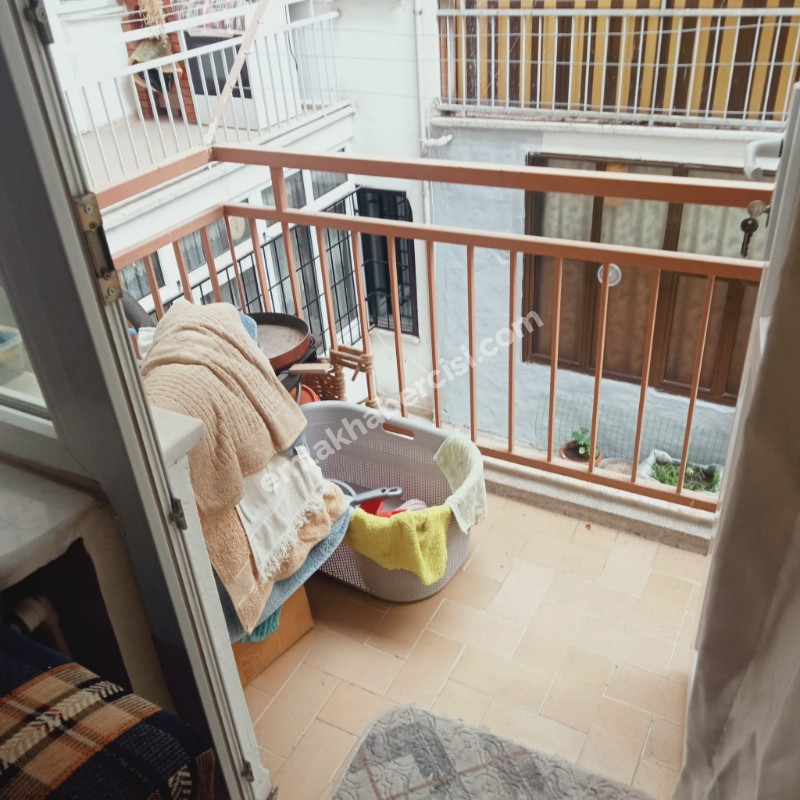 EMLAK HABERCİSİ 'NDEN MUDANYA HALİTPAŞA MERKEZİ NOKTADA ASANSÖRLÜ BİNADA SATILIK ARA KAT 3+1 DAİRE