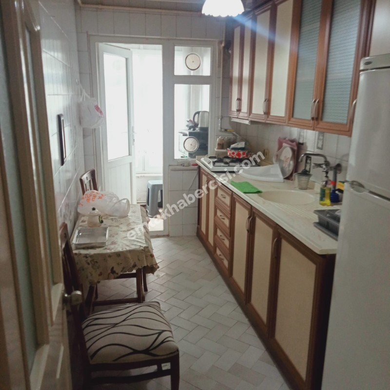 EMLAK HABERCİSİ 'NDEN MUDANYA HALİTPAŞA MERKEZİ NOKTADA ASANSÖRLÜ BİNADA SATILIK ARA KAT 3+1 DAİRE