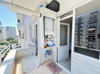 ALYANS'TAN MERKEZİ KONUMDA GMK'YA YAKIN MASRAFSIZ SİTE İÇİ 2+1