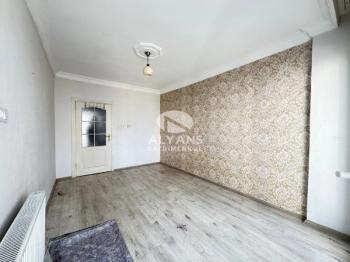 ALYANS'TAN MERKEZİ KONUMDA GMK'YA YAKIN MASRAFSIZ SİTE İÇİ 2+1