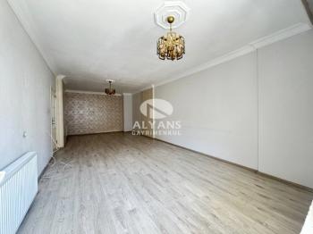 ALYANS'TAN MERKEZİ KONUMDA GMK'YA YAKIN MASRAFSIZ SİTE İÇİ 2+1