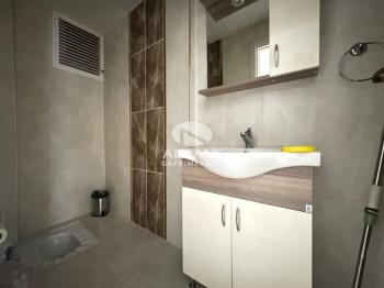 ALYANS'TAN MERKEZİ KONUMDA GMK'YA YAKIN MASRAFSIZ SİTE İÇİ 2+1