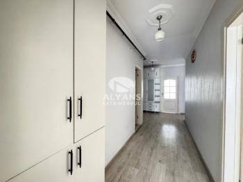 ALYANS'TAN MERKEZİ KONUMDA GMK'YA YAKIN MASRAFSIZ SİTE İÇİ 2+1