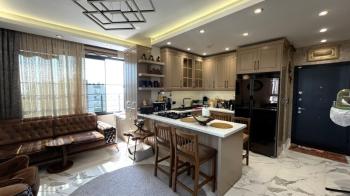 Elmas’tan Akdeniz Mah. Cepheleri Açık Havuzlu 2+1