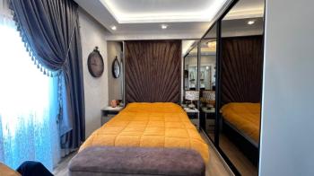 Elmas’tan Akdeniz Mah. Cepheleri Açık Havuzlu 2+1