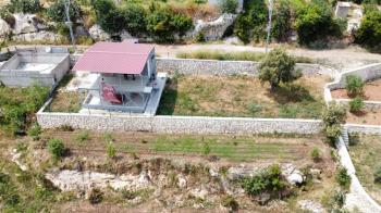 Elmas’tan Kerimler’de 473m2 Arsa İçerisinde 2 Katlı Müstakil