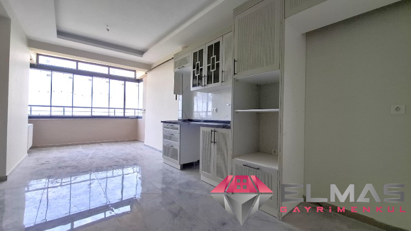 Elmas’tan Akdeniz Mah. Tek Blok Havuzlu Ara Kat 1+1