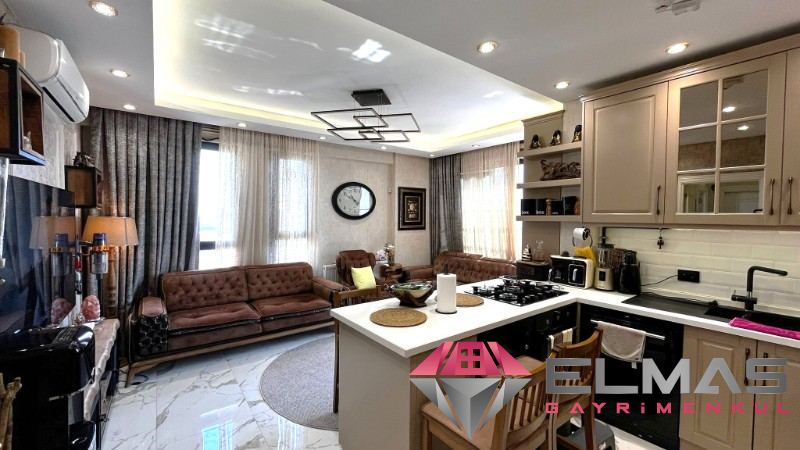 Elmas’tan Akdeniz Mah. Cepheleri Açık Havuzlu  2+1