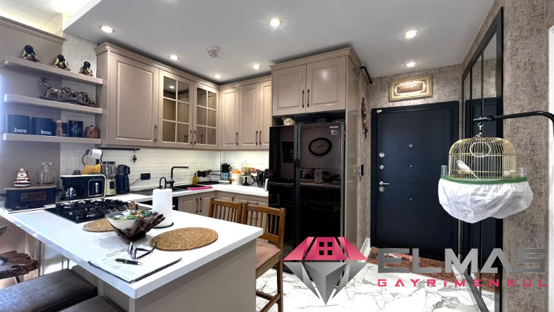 Elmas’tan Akdeniz Mah. Cepheleri Açık Havuzlu  2+1