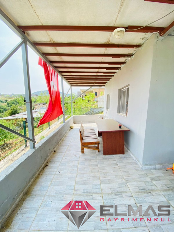 Elmas’tan Kerimler’de 473m2 Arsa İçerisinde 2 Katlı Müstakil