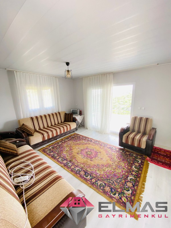 Elmas’tan Kerimler’de 473m2 Arsa İçerisinde 2 Katlı Müstakil