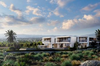 Kıbrıs Girne Çatalköy bölgesinde Türk Tapulu Denize Sıfır Kendi Koyu Bulunan Süper Lüks Triplex Villa 