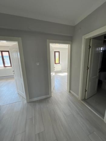 AFYON ÜÇOK EMLAKTAN KARŞIYAKA MAH KİRALIK 3+1 SIFIR AYARINDA LÜX DAİRE