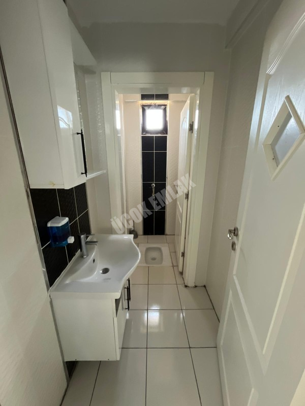 AFYON ÜÇOK EMLAKTAN KARŞIYAKA MAH KİRALIK 3+1 SIFIR AYARINDA LÜX DAİRE