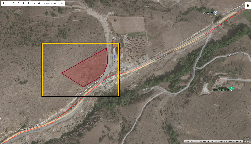 AFYON ÜÇOK EMLAKTAN DEĞİRMEN AYVALLI DA SATILIK YOL ÜZERİ 7.500M² BÜYÜKLÜĞÜNDE FIRSAT TARLA