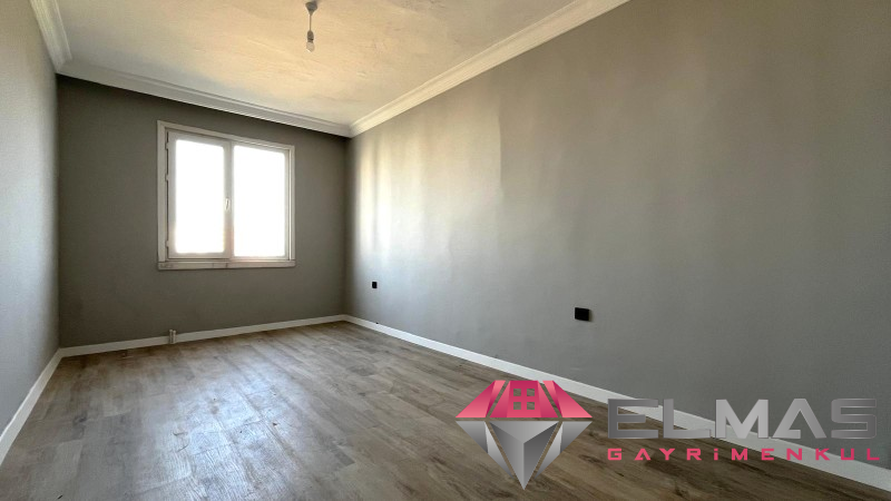 Elmas’tan 75.Yıl’da Deniz Manzaralı Havuzlu Emsalsiz Fiyat 2+1