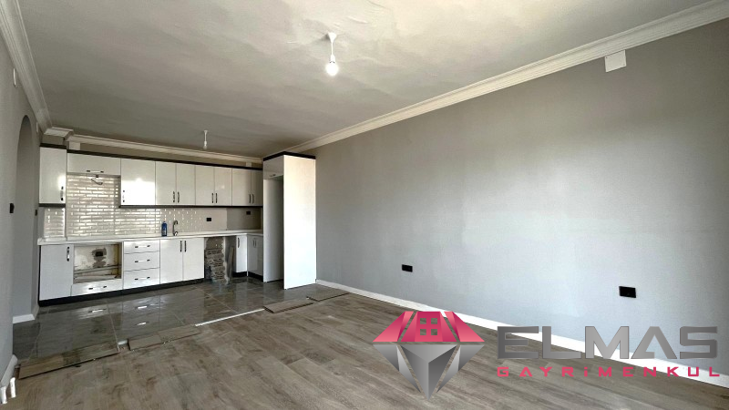 Elmas’tan 75.Yıl’da Deniz Manzaralı Havuzlu Emsalsiz Fiyat 2+1