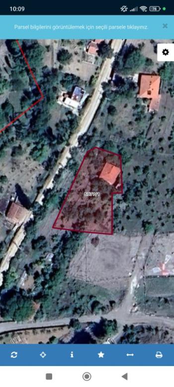 Güvenay - Çorum İçeridere (hacıkerim) Bağlar Girişi 1009 M² Satılık ARSA