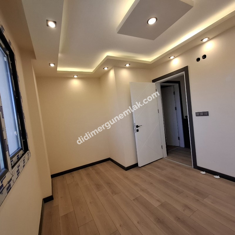 DİDİM AKBÜK’TE DENİZ MANZARALI HAVUZLU, KAPALI VE AÇIK OTOPARKLİ LÜKS 4+1 SATILIK MÜSTAKİL VİLLA 