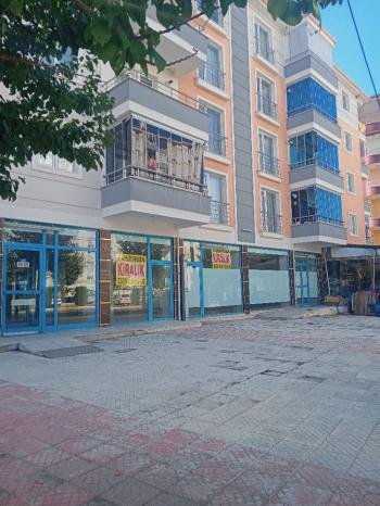 GÜVENAY - ÇORUM ULUKAVAK MAH. İKBAL KARŞISI 350 M2 KİRALIK DÜKKAN