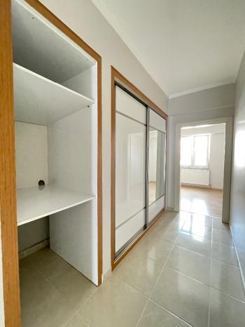 Güvenay - Çorum Yavruturna Mah.Bahabey Diş Hastane Arkası Satılık 3+1 Daire 