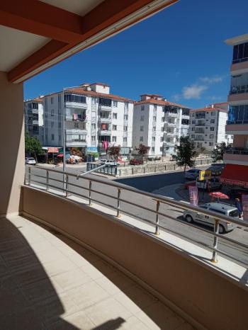 GÜVENAY - ÇORUM BUHARAEVLER MAH.MAHMUTEVLER CİVARI 3+1 KİRALIK DAİRE