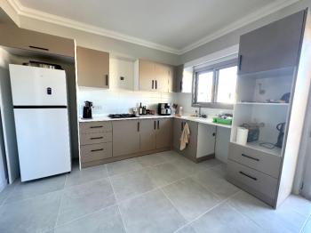 Kıbrıs Girne Çatalköy Eşyalı Deniz ve Dağ Manzaralı Satılık 3+1 Dubleks İkiz Villa