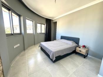 Kıbrıs Girne Çatalköy Eşyalı Deniz ve Dağ Manzaralı Satılık 3+1 Dubleks İkiz Villa