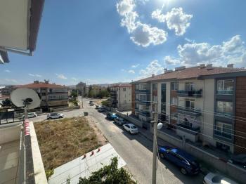 AFYON ÜÇOK EMLAKTAN ALİ İHSAN PAŞA MAH KİRALIK 3+1 TEMİZ BAKIMLI DAİRE