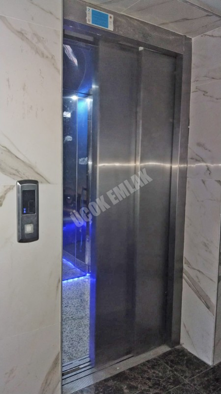 AFYON ÜÇOK EMLAKTAN ERENLER MAH SATILIK 2+1 EŞYALI DAİRE