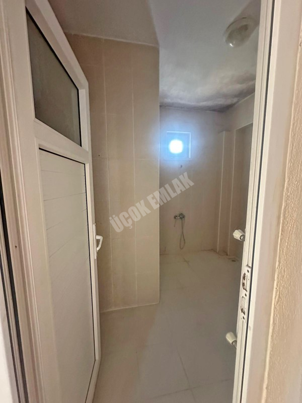 AFYON ÜÇOK EMLAKTAN ALİ İHSAN PAŞA MAH KİRALIK 3+1 TEMİZ BAKIMLI DAİRE