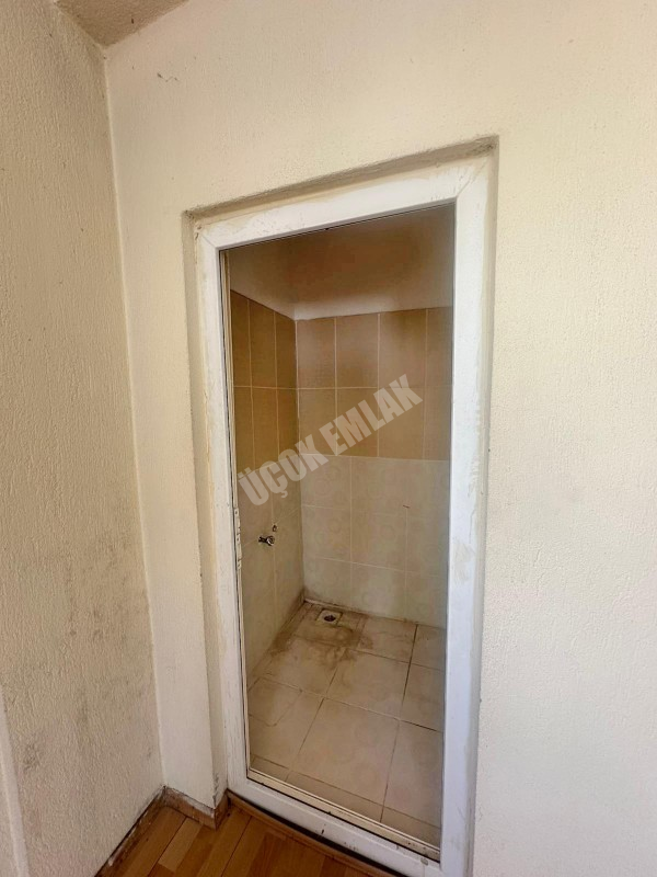 AFYON ÜÇOK EMLAKTAN ALİ İHSAN PAŞA MAH KİRALIK 3+1 TEMİZ BAKIMLI DAİRE