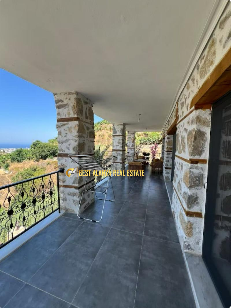 TAŞ VİLLA KARGICAK 4+1 MAYIS AYINA KADAR KİRALIK AYLIK 800 €