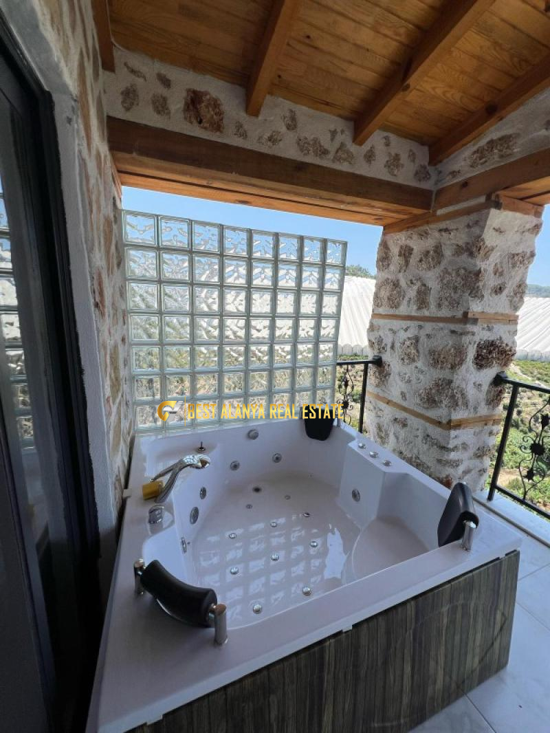 TAŞ VİLLA KARGICAK 4+1 MAYIS AYINA KADAR KİRALIK AYLIK 800 €