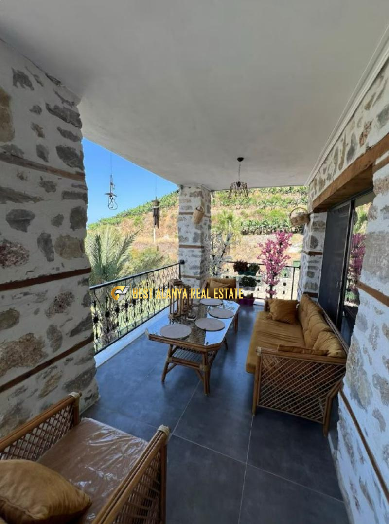 TAŞ VİLLA KARGICAK 4+1 MAYIS AYINA KADAR KİRALIK AYLIK 800 €