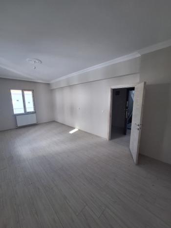 GÜVENAY - ÇORUM ULUKAVAK ÖZGÜREVLER MEVKİ 2+1 SIFIR SATILIK DAİRE