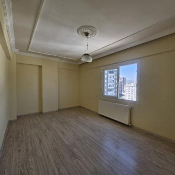 ASLAN'DAN MEZİTLİ YENİ BELEDİYE CİV. KOMBİLİ FULL YAPILI 3+1