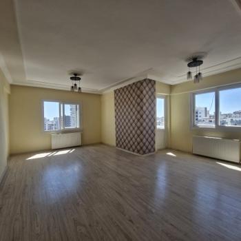 ASLAN'DAN MEZİTLİ YENİ BELEDİYE CİV. KOMBİLİ FULL YAPILI 3+1