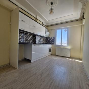 ASLAN'DAN MEZİTLİ YENİ BELEDİYE CİV. KOMBİLİ FULL YAPILI 3+1