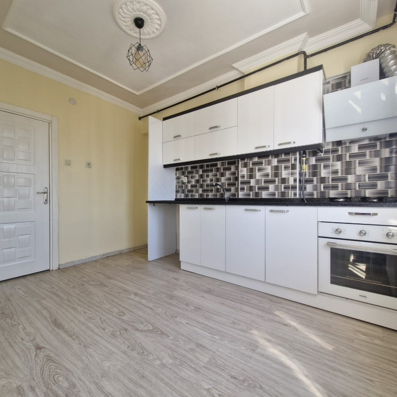 ASLAN'DAN MEZİTLİ YENİ BELEDİYE CİV. KOMBİLİ FULL YAPILI 3+1