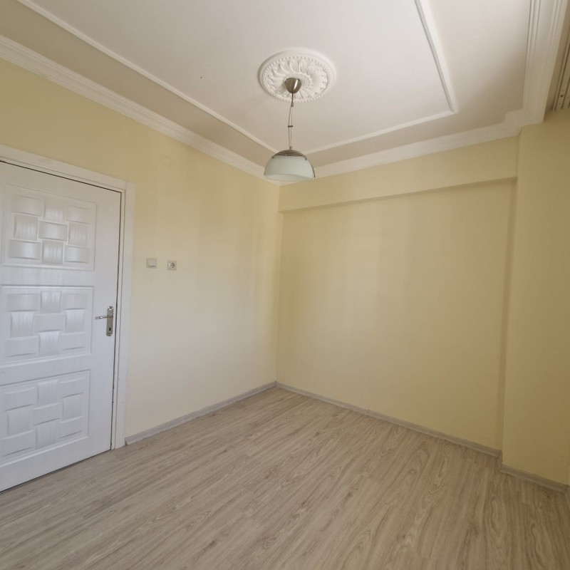 ASLAN'DAN MEZİTLİ YENİ BELEDİYE CİV. KOMBİLİ FULL YAPILI 3+1