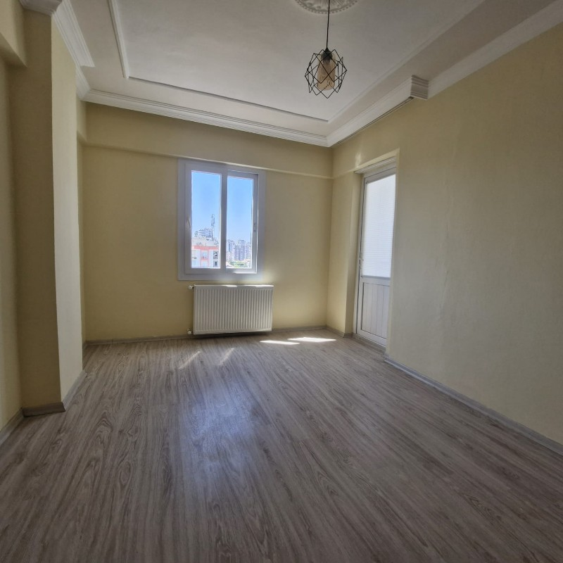 ASLAN'DAN MEZİTLİ YENİ BELEDİYE CİV. KOMBİLİ FULL YAPILI 3+1