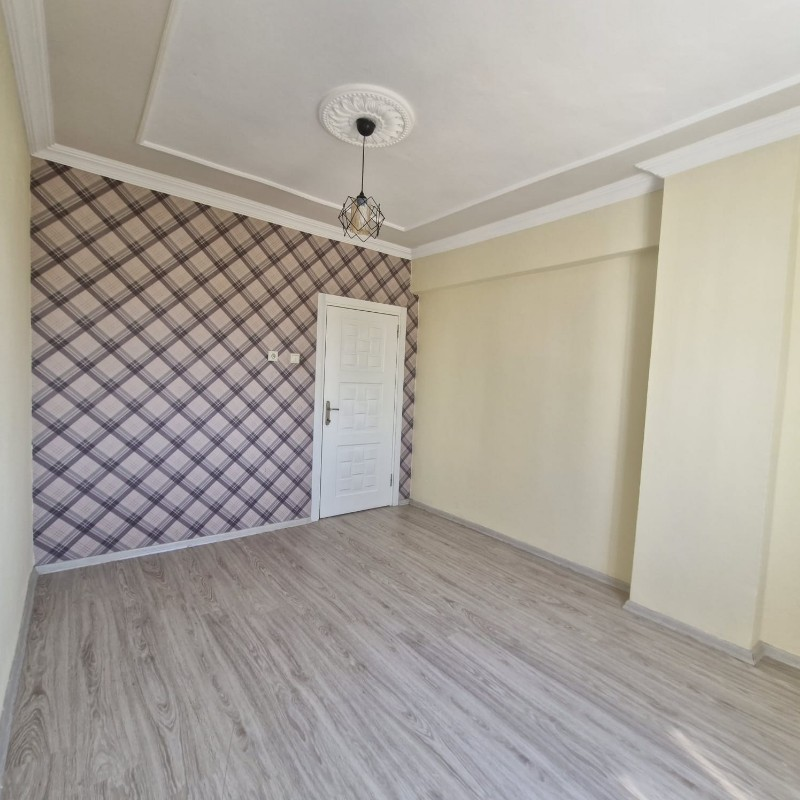 ASLAN'DAN MEZİTLİ YENİ BELEDİYE CİV. KOMBİLİ FULL YAPILI 3+1