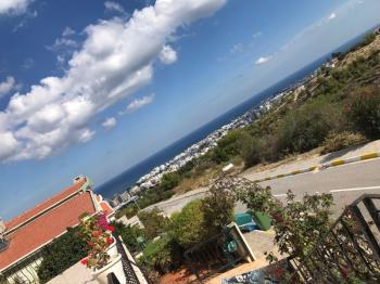 Girne Zeytinlik'de Full Eşyalı 3+1 Kiralık Villa