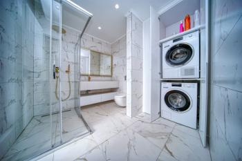 Kıbrıs Girne Alsancak'da Kiralık Lüks 3+1 Havuzlu Villa