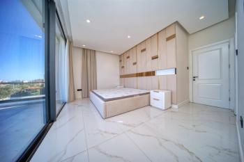 Kıbrıs Girne Alsancak'da Kiralık Lüks 3+1 Havuzlu Villa