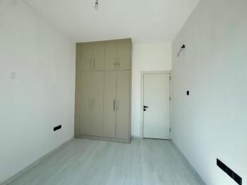 Kıbrıs Girne Ozanköy Bölgesinde Satılık 4+1 Havuzlu Türk Malı Tapulu Villa