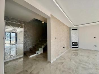 Kıbrıs Girne Ozanköy Bölgesinde Satılık 4+1 Havuzlu Türk Malı Tapulu Villa